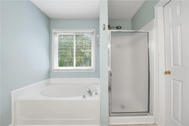 $365,000 | 204 Kenninghall Lane, Unit 6, Smyrna, GA 30082