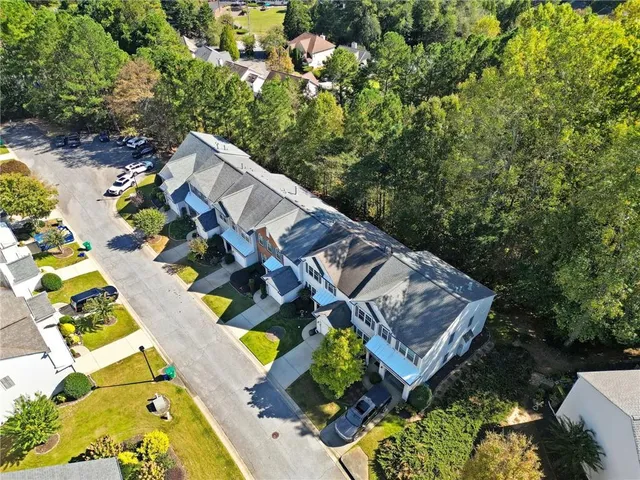 $365,000 | 204 Kenninghall Lane, Unit 6, Smyrna, GA 30082