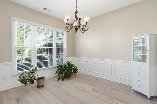 $365,000 | 204 Kenninghall Lane, Unit 6, Smyrna, GA 30082