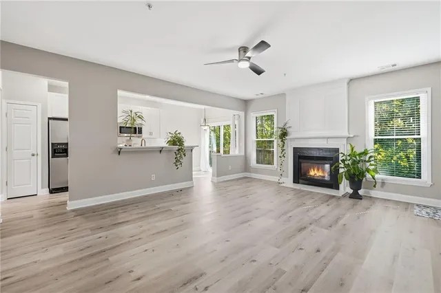 $365,000 | 204 Kenninghall Lane, Unit 6, Smyrna, GA 30082