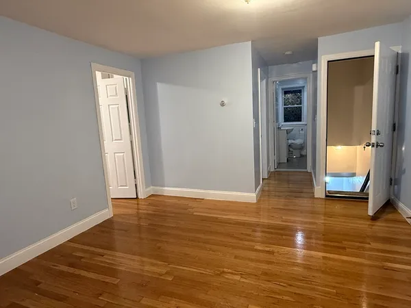 $2,800 | 23 Myrtle Street, Unit 2, Quincy, MA 02171