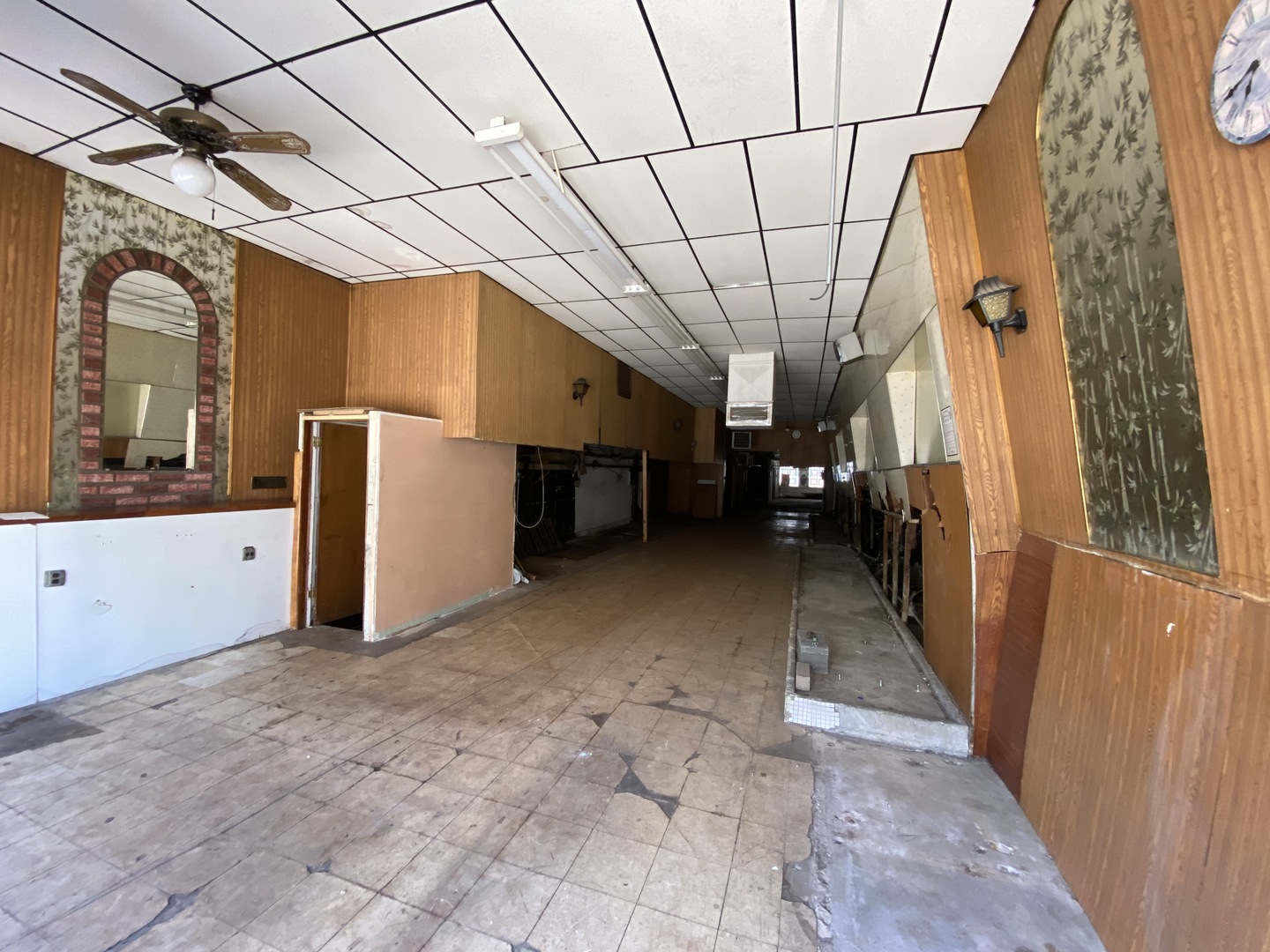 2751 West Cermak Road Chicago, IL 60608 - Photo 3 of 13