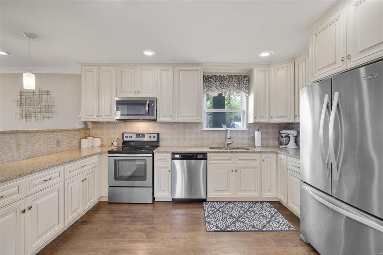 3672 Weber Road St. Louis, MO 63125 - Photo 8 of 33 Gallery Image 8