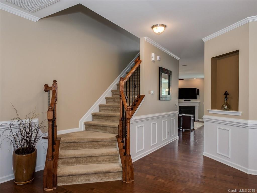 9728 Ridgeforest Drive Charlotte, NC 28277 - Photo 4 of 25 Gallery Image 4