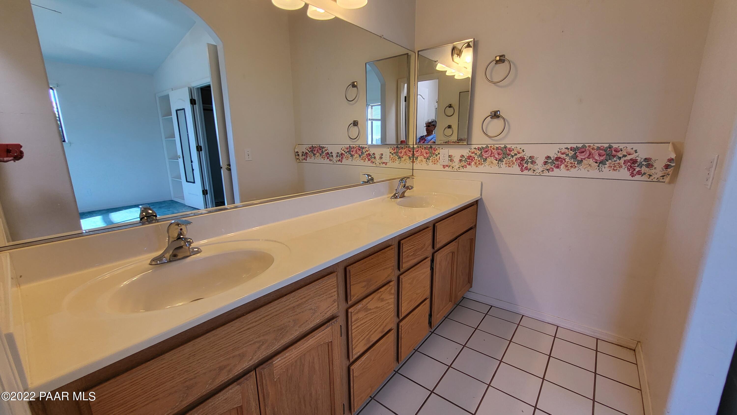 5030 North Long Rifle Road Prescott Valley, AZ 86314 - Photo 17 of 28 Master bathroom