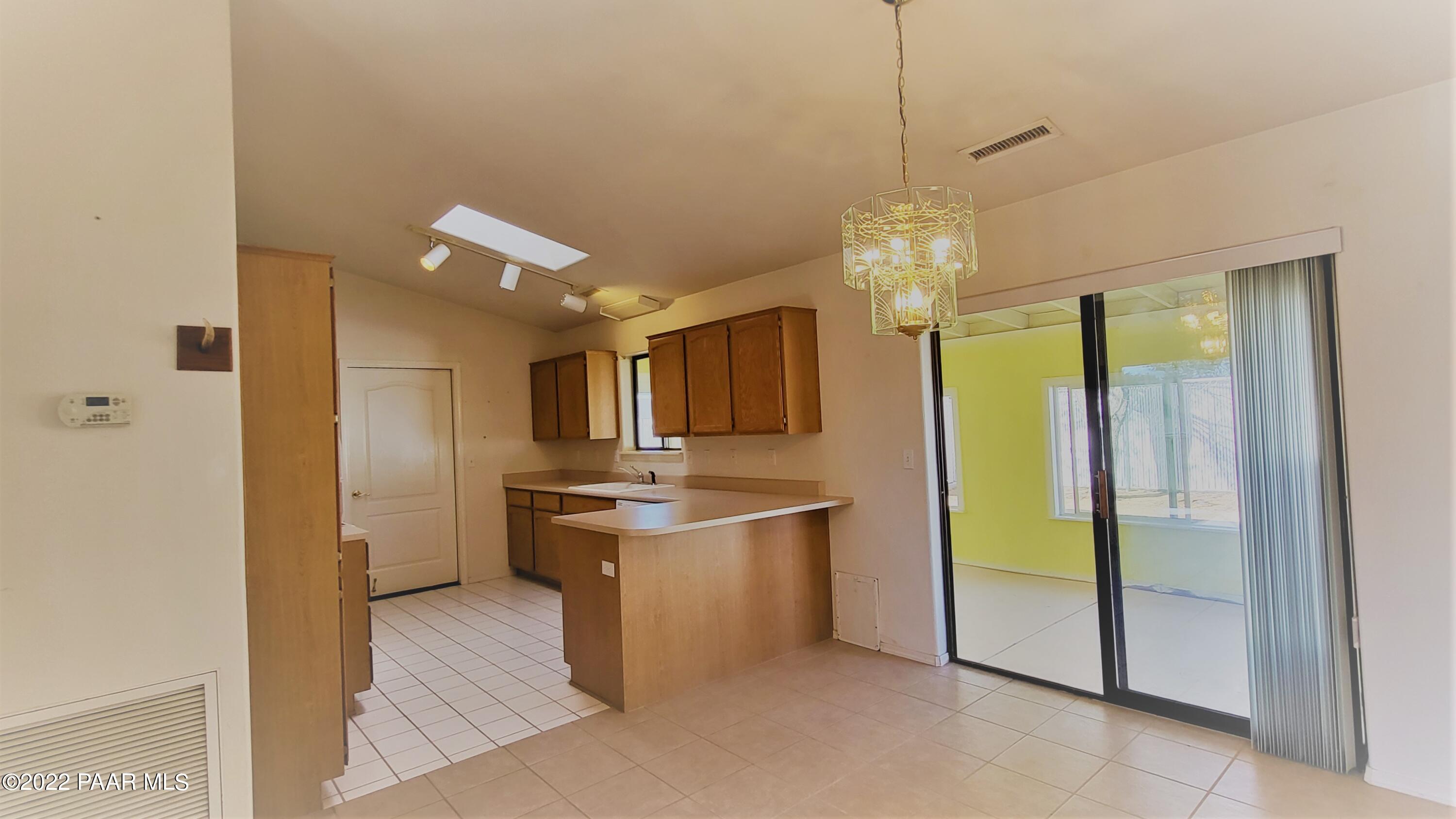 5030 North Long Rifle Road Prescott Valley, AZ 86314 - Photo 10 of 28 Dining/ Kitchen