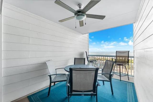 $799,000 | 102 68th Street, Unit 102, Holmes Beach, FL 34217