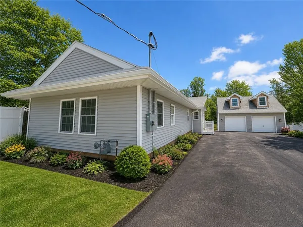 $2,250 | 254 Fisher Road, Chili, NY 14624