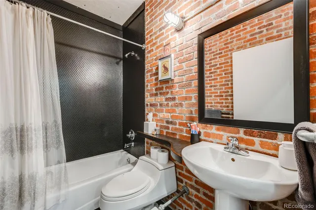 a outdoor view with a sitting space