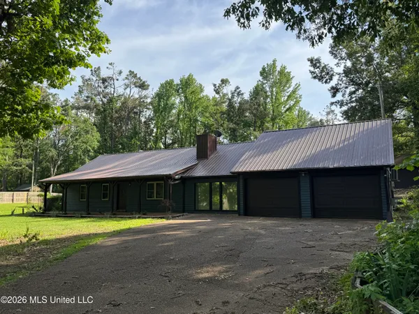 $2,500 | 21 County Road 187, Oxford, MS 38655
