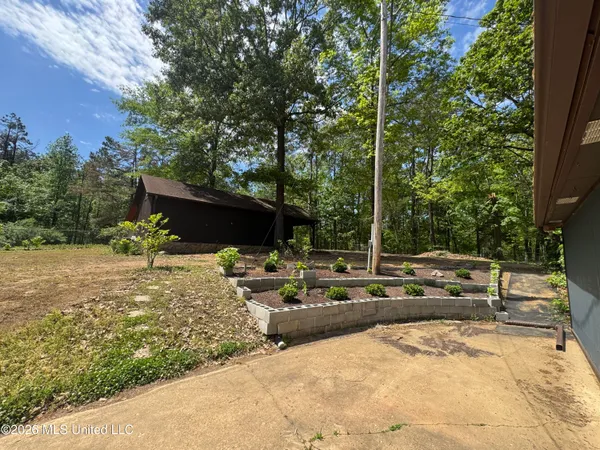 $2,500 | 21 County Road 187, Oxford, MS 38655