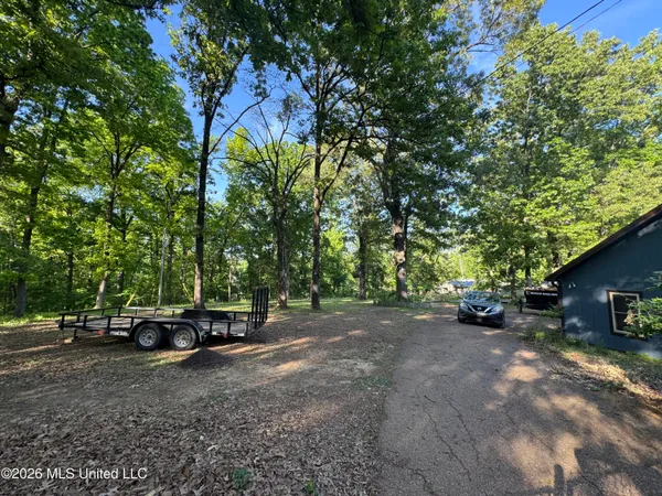 $2,500 | 21 County Road 187, Oxford, MS 38655