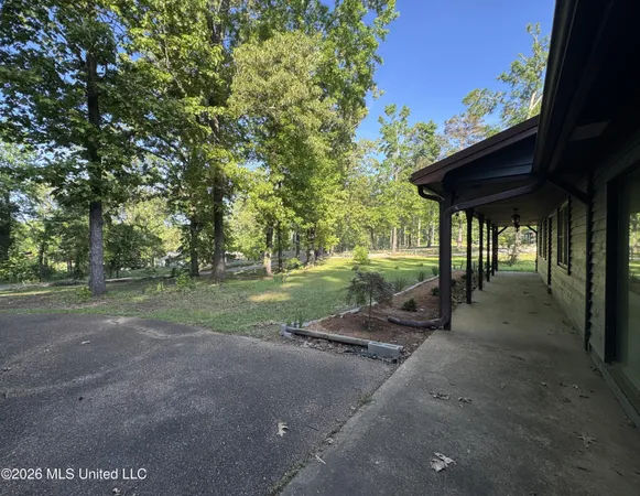 $2,500 | 21 County Road 187, Oxford, MS 38655