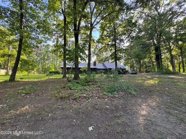 $2,500 | 21 County Road 187, Oxford, MS 38655