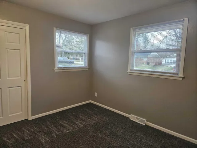 $369,900 | 4805 St Regis Drive, Mount Pleasant, WI 53403