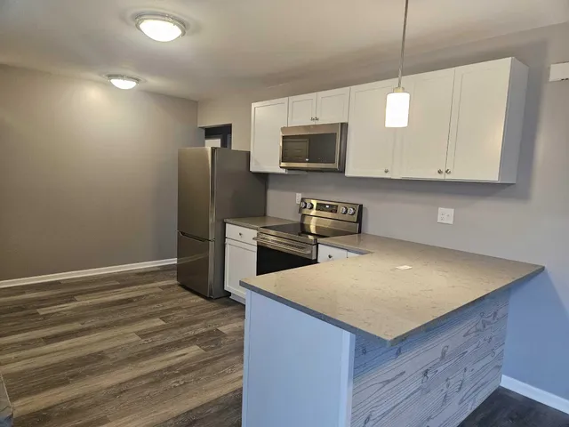 $369,900 | 4805 St Regis Drive, Mount Pleasant, WI 53403