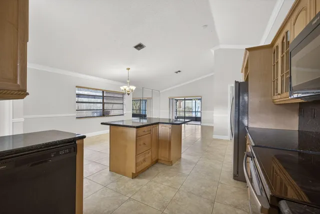 $3,000 | Undisclosed Address, West Palm Beach, FL 33415