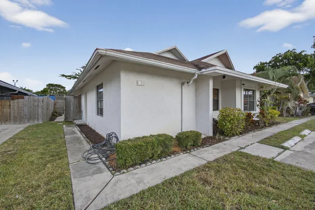 $3,000 | Undisclosed Address, West Palm Beach, FL 33415