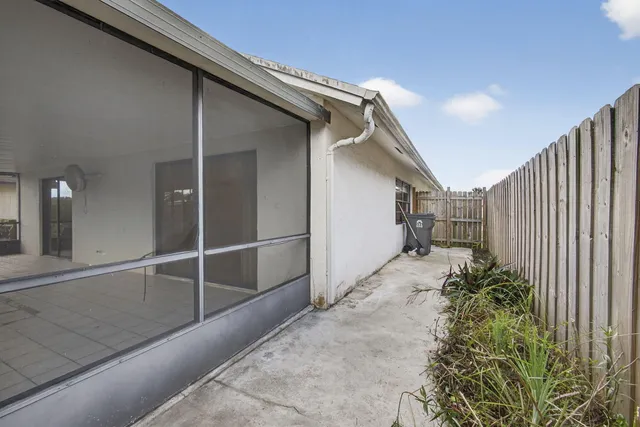 $3,000 | Undisclosed Address, West Palm Beach, FL 33415