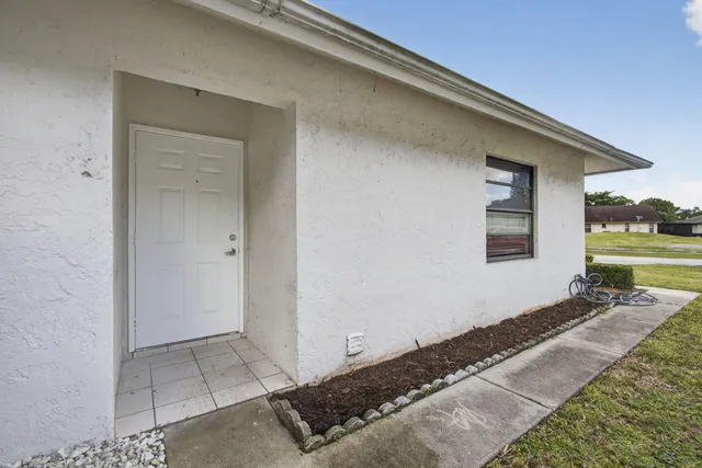 $3,000 | Undisclosed Address, West Palm Beach, FL 33415