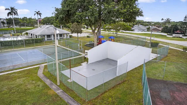 $3,000 | Undisclosed Address, West Palm Beach, FL 33415