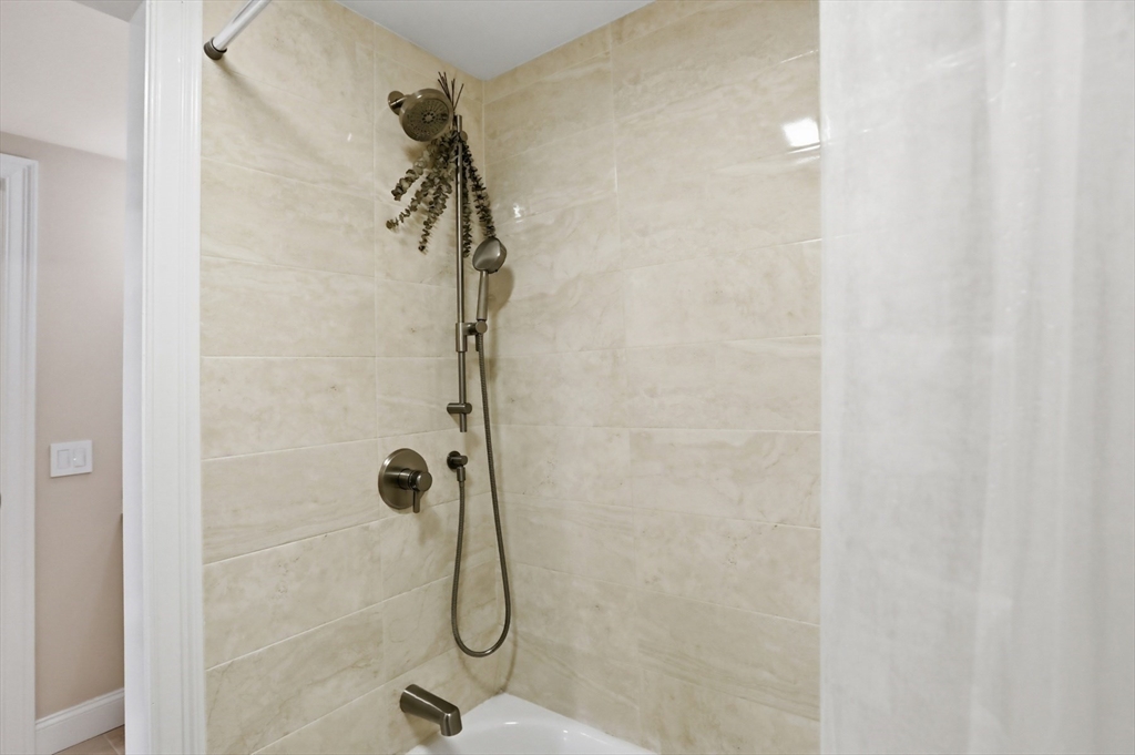 6 Safford Street, Unit 2 Ipswich, MA 01938 - Photo 25 of 35