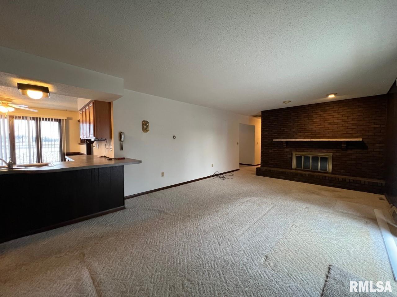 5398 Williamsville Road Sherman, IL 62684 - Photo 3 of 18 Gallery Image 3