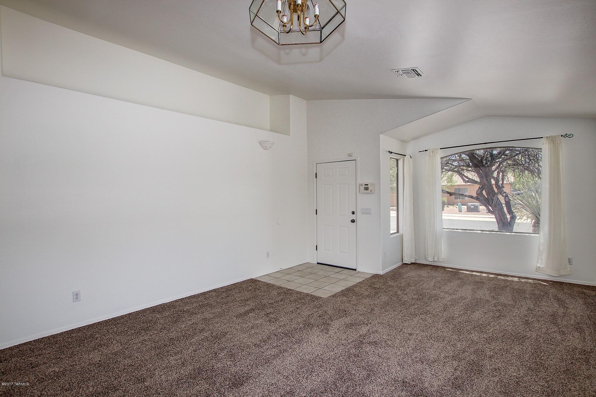 4513 South Valley Road Tucson, AZ 85714 - Photo 19 of 41