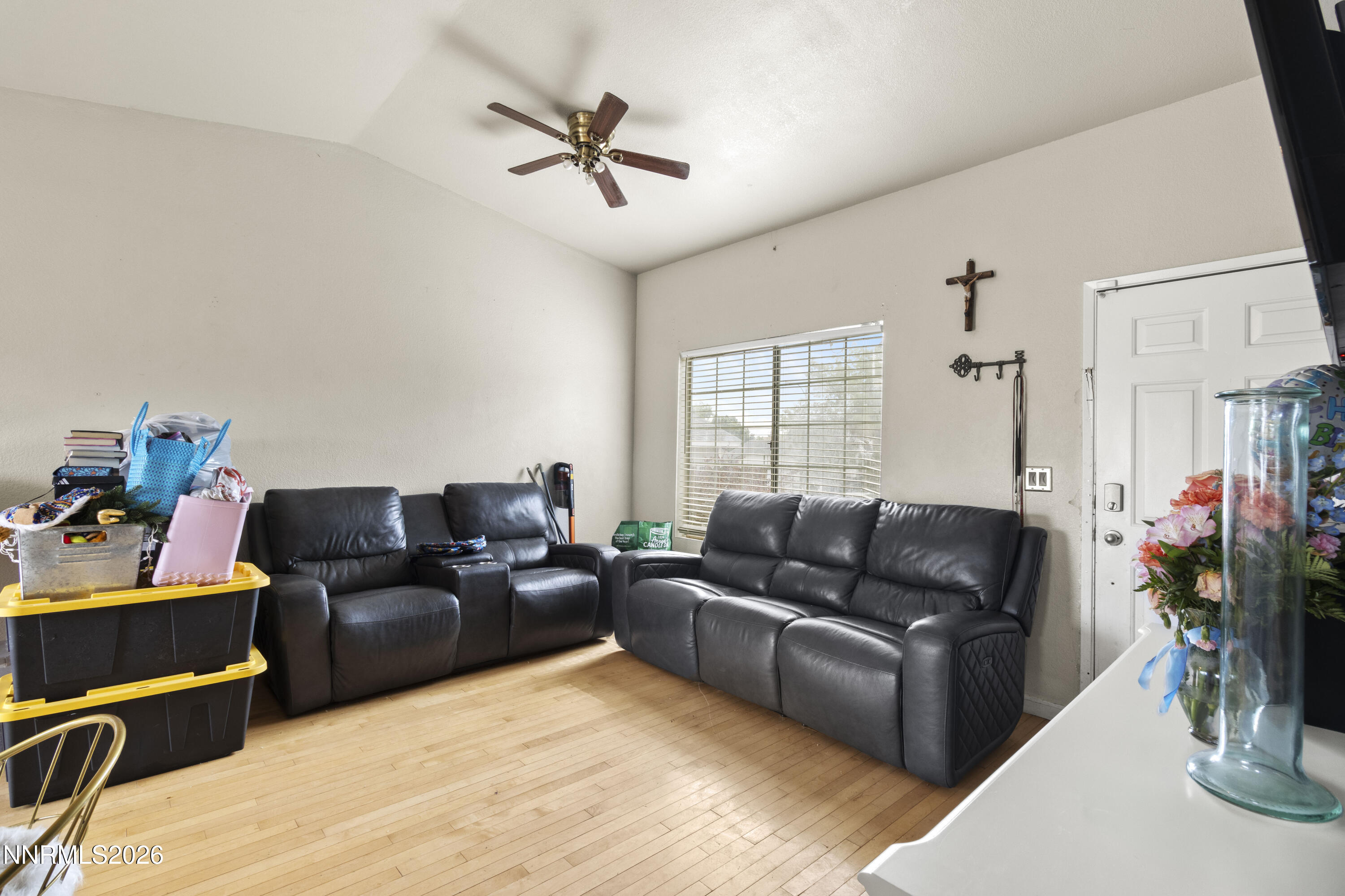 8419 Sopwith Boulevard Reno, NV 89506 - Photo 7 of 29 8419 Sopwith Blvd 07