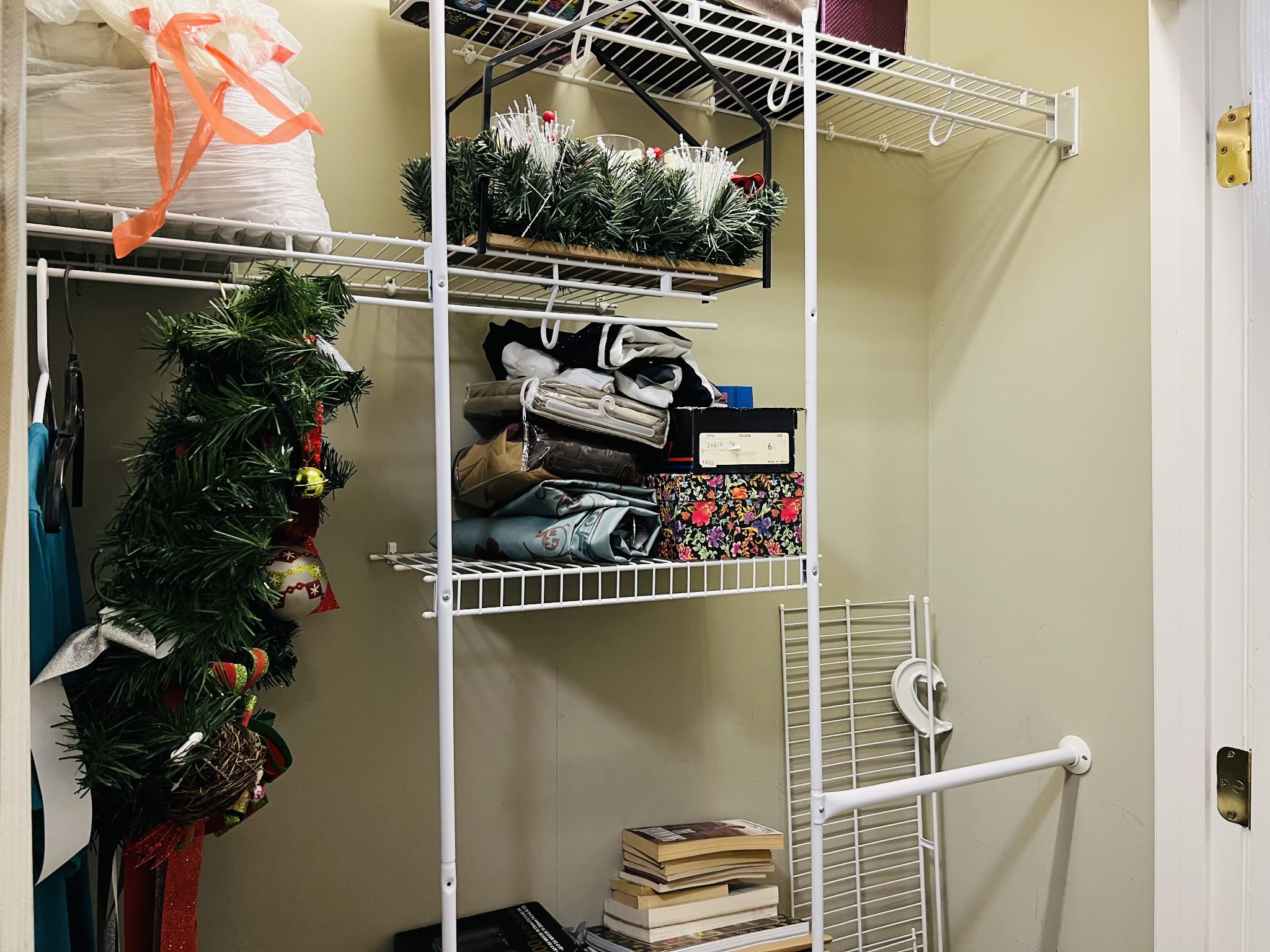 106 Wells Lee Road Elora, TN 37328 - Photo 29 of 33 Hallway closet