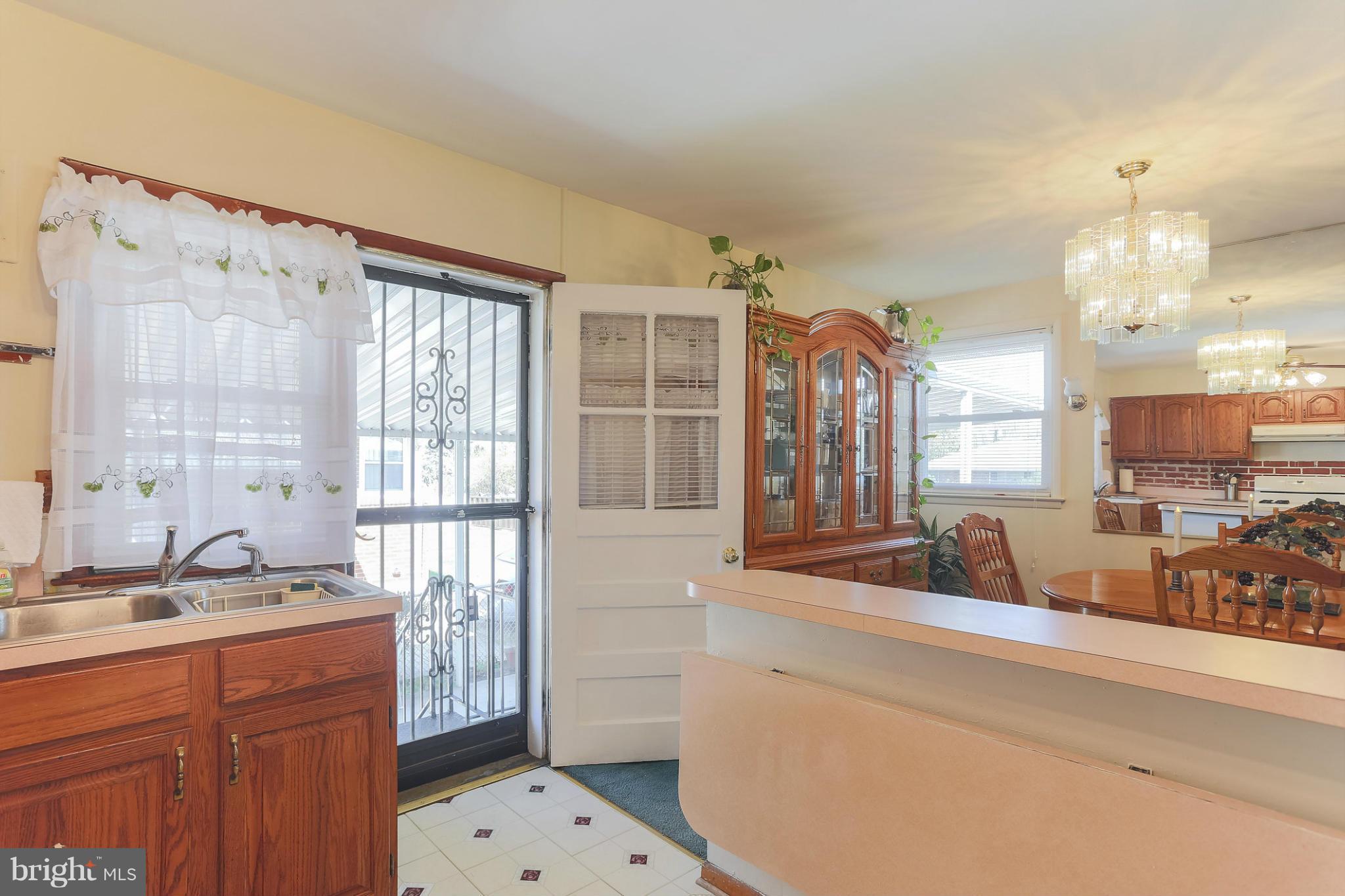 3212 Mayfair Road Baltimore, MD 21207 - Photo 9 of 22 Interior (General)