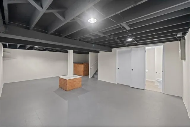 $239,900 | 5010 Crisp Avenue, Kansas City, MO 64133