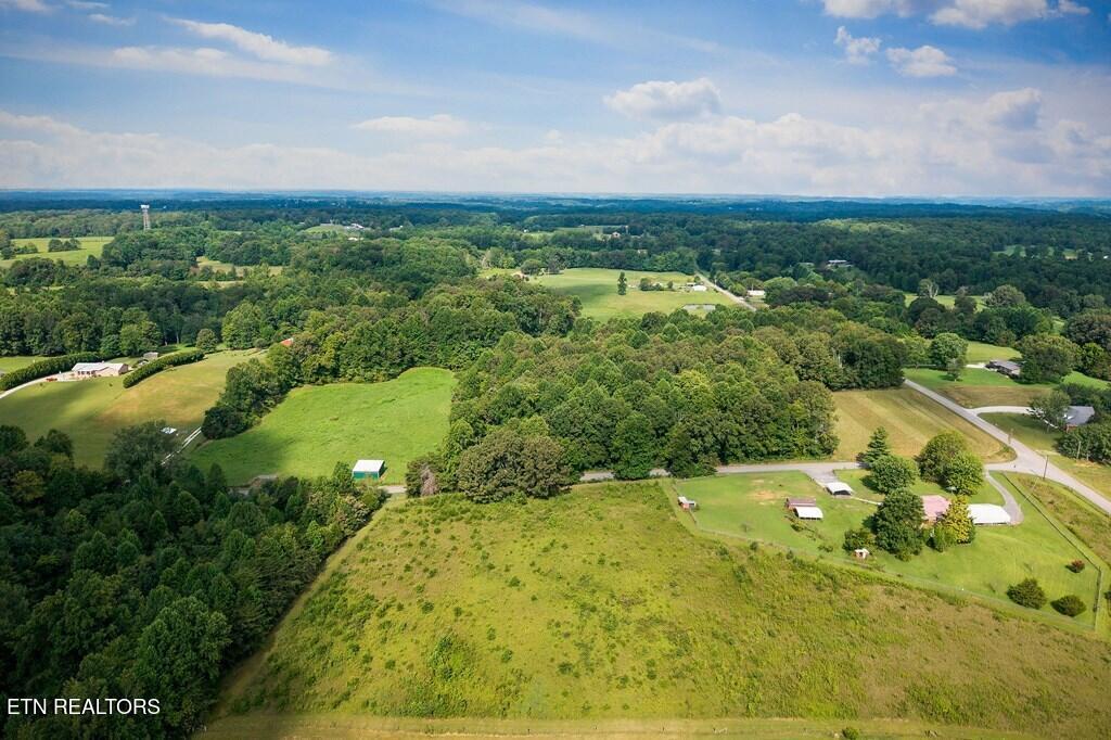 833 Wesley Chapel Road Sparta, TN 38583 - Photo 16 of 26 16