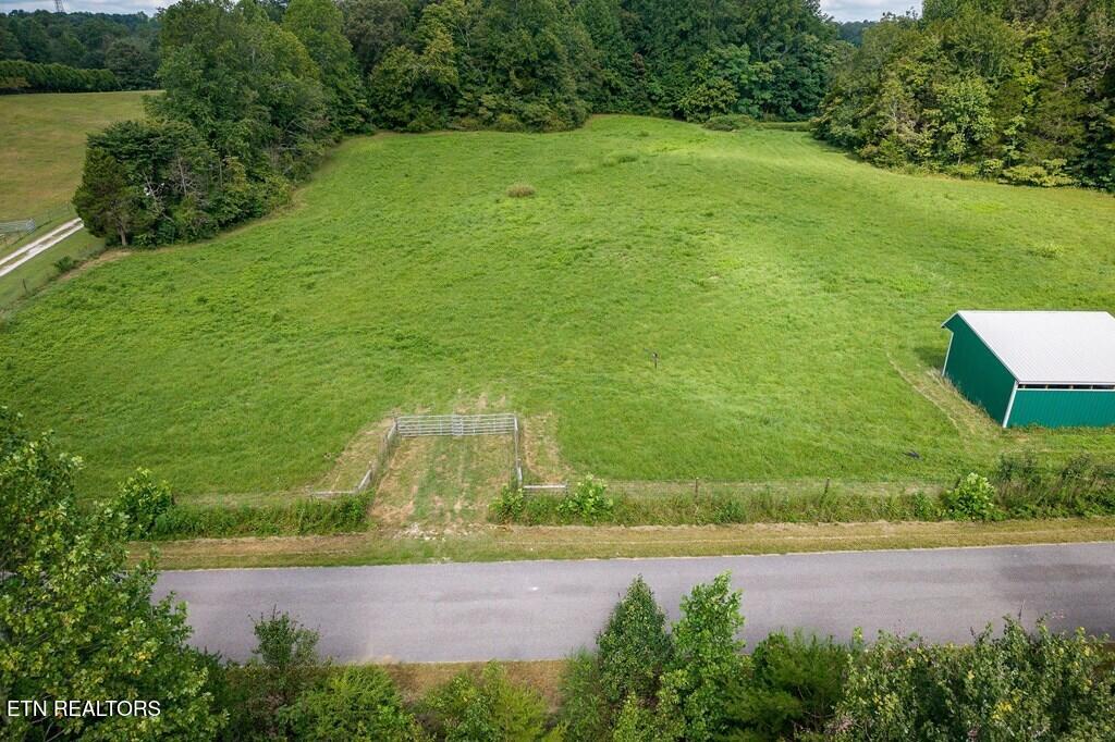 833 Wesley Chapel Road Sparta, TN 38583 - Photo 5 of 26 5