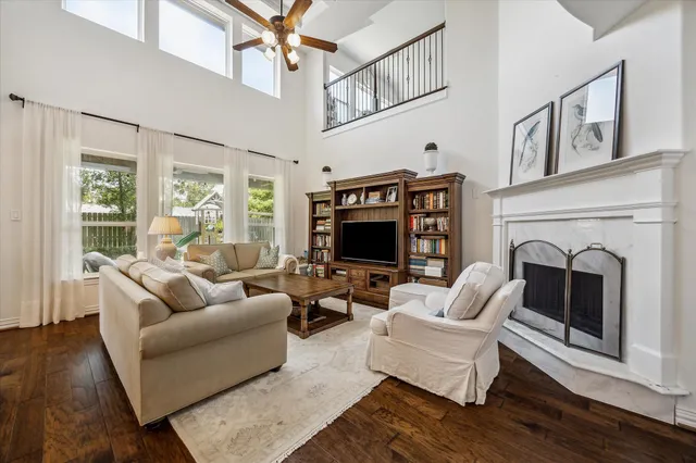 $1,349,000 | 1515 Thornton Road, Houston, TX 77018