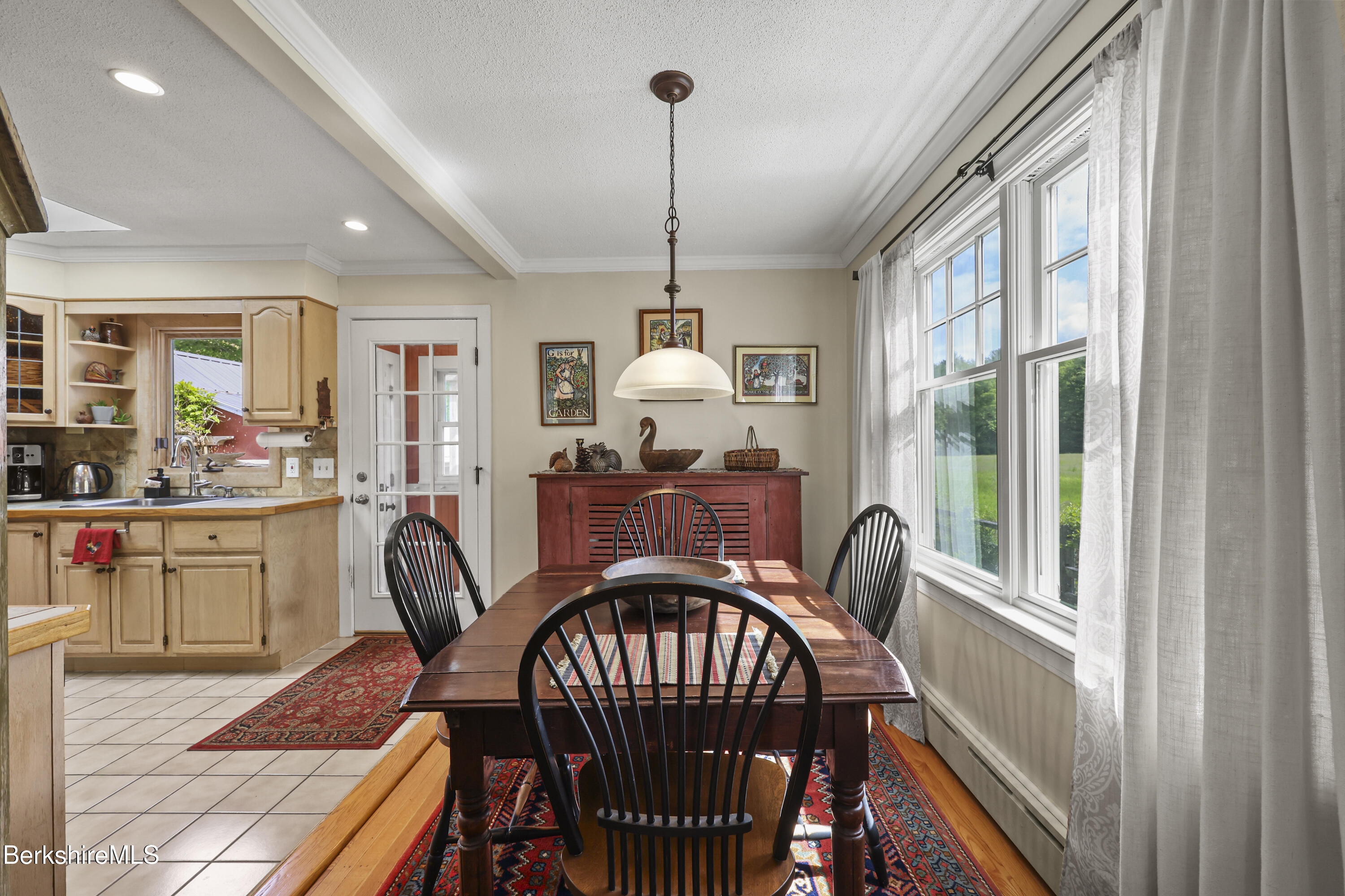 359 New Lenox Road Lenox, MA 01240 - Photo 8 of 45 dining