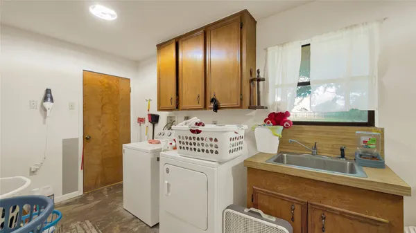 $325,000 | 12210 Cherry Point Drive, Dayton, TX 77535