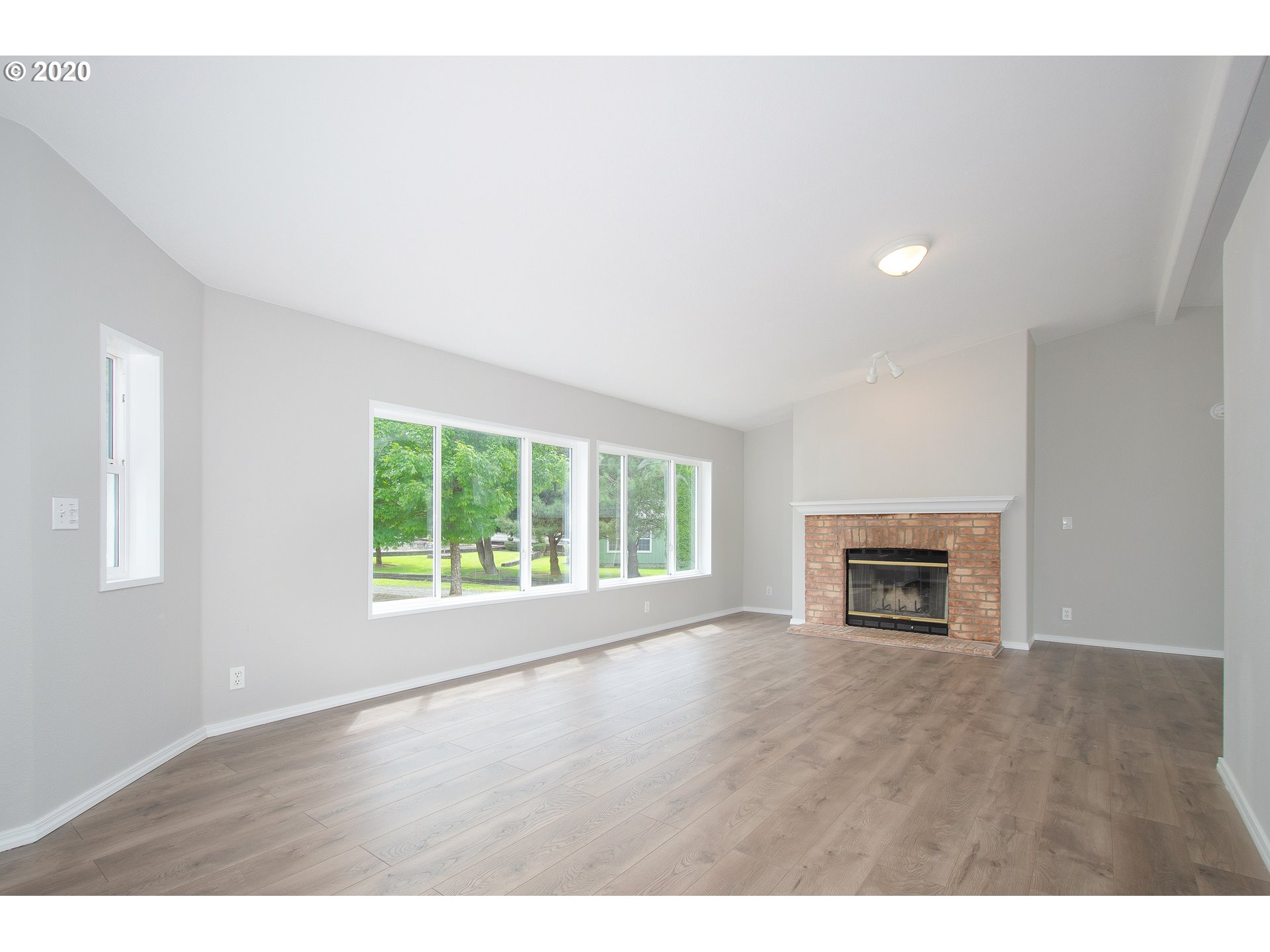 33985 Young Road St. Helens, OR 97051 - Photo 6 of 31 Gallery Image 6