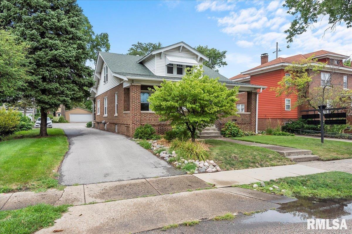 1711 South 5th Street Springfield, IL 62703 - Photo 2 of 50