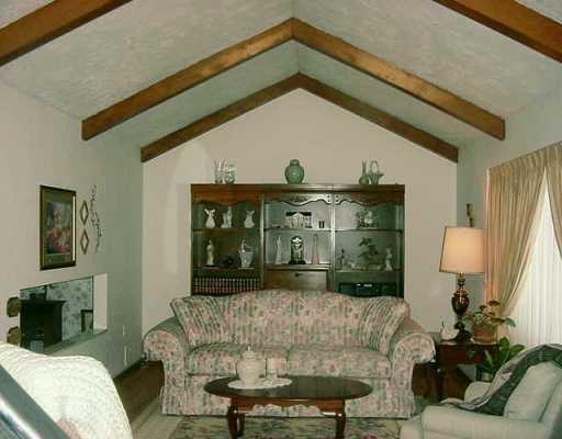 1496 Prospect Road Baldwin, PA 15227 - Photo 2 of 8 Living Room.