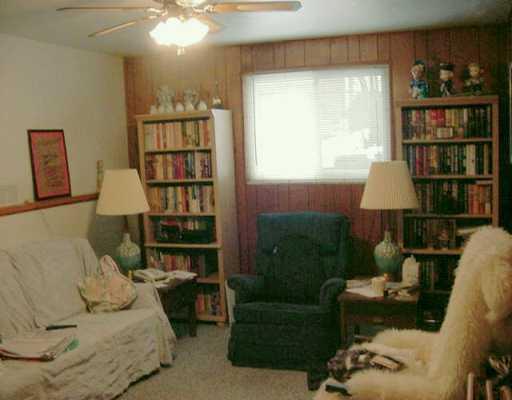 1496 Prospect Road Baldwin, PA 15227 - Photo 6 of 8 Den/Family/Great Room.