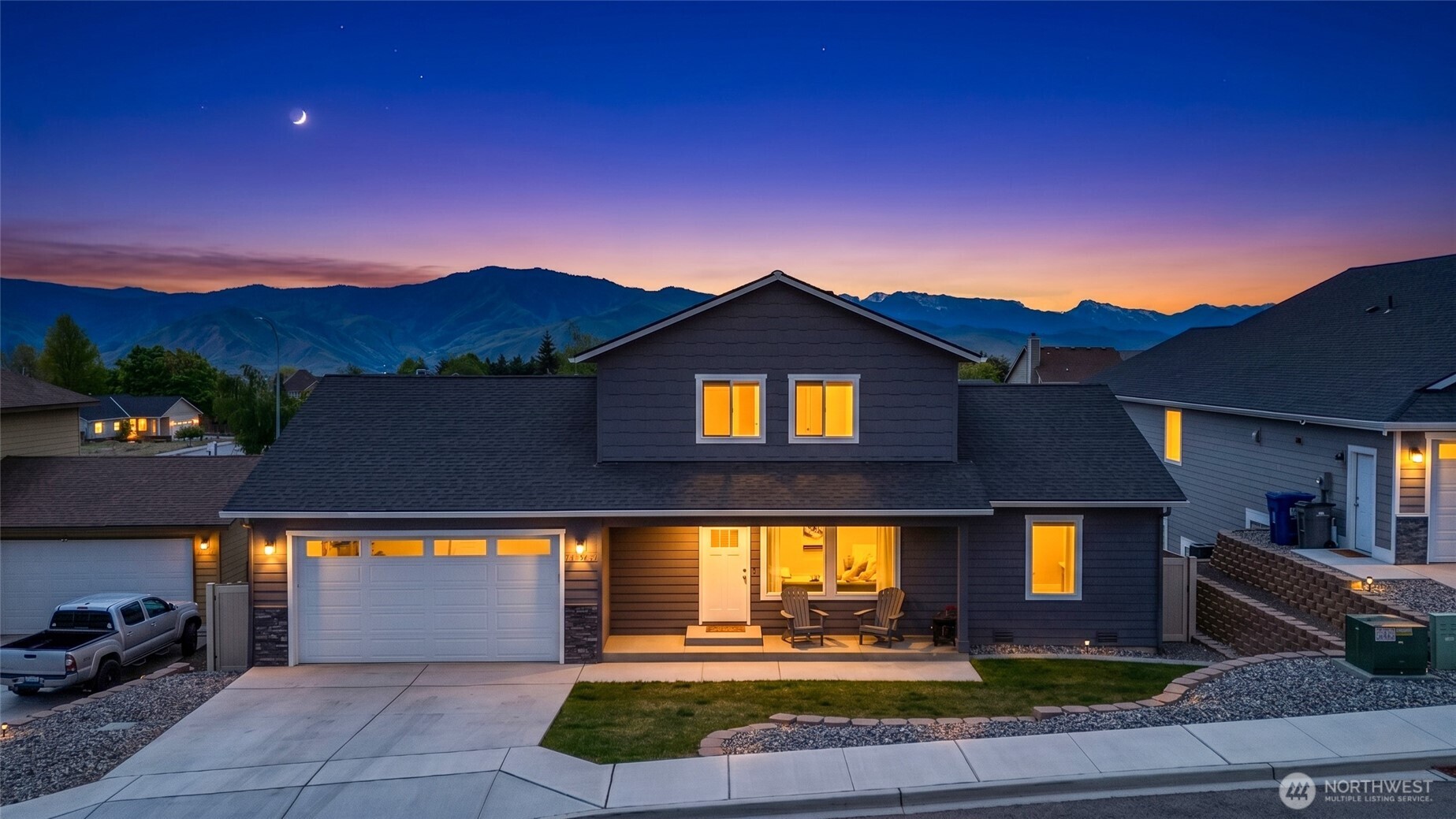 2436 Berkley Loop East Wenatchee, WA 98802 - Photo 1 of 39