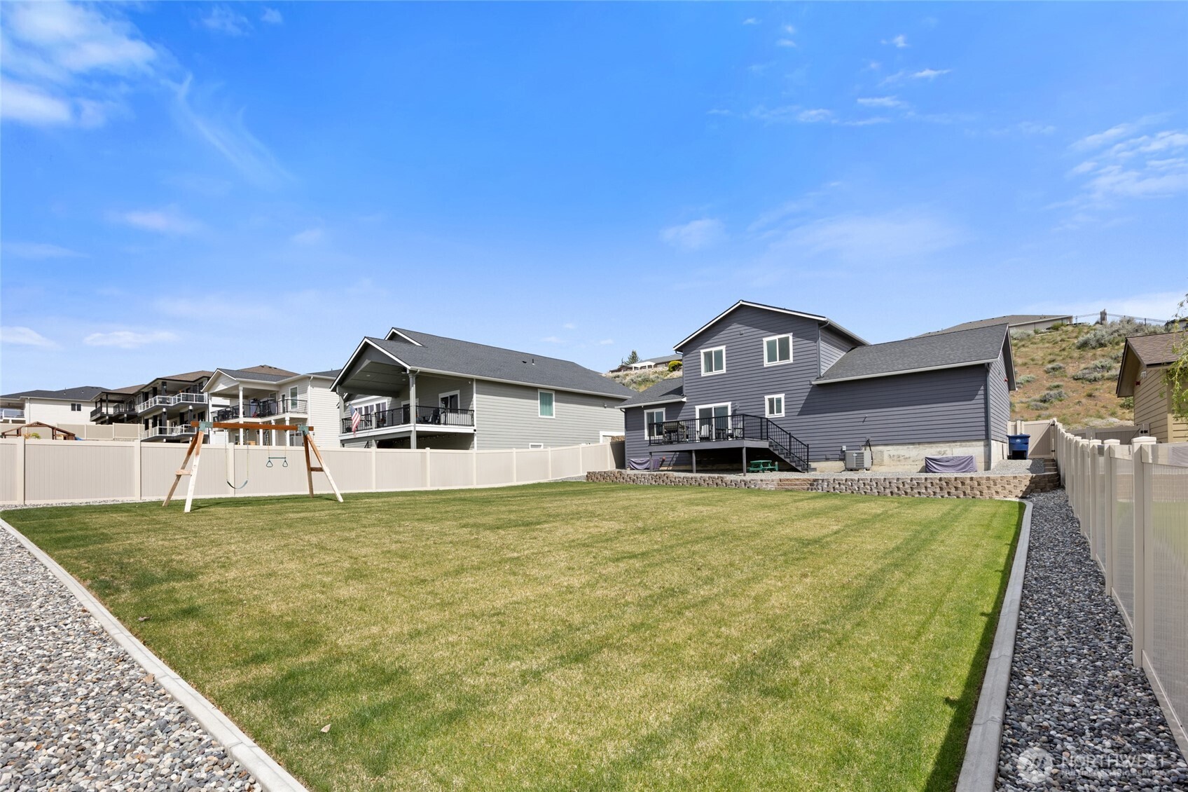 2436 Berkley Loop East Wenatchee, WA 98802 - Photo 32 of 39