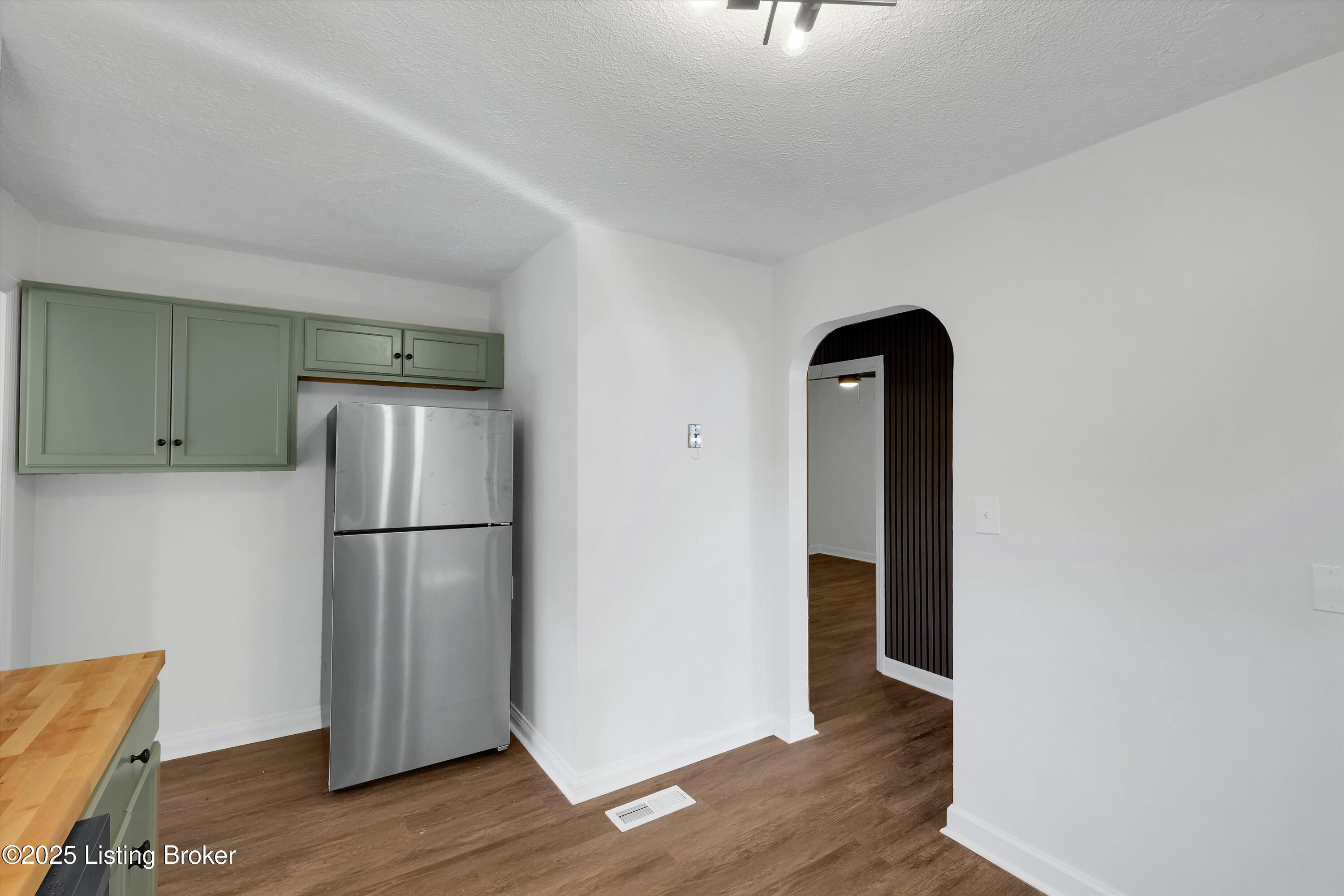 5202 Rodgers Road Louisville, KY 40258 - Photo 27 of 39 27-5202 Rogers Ave