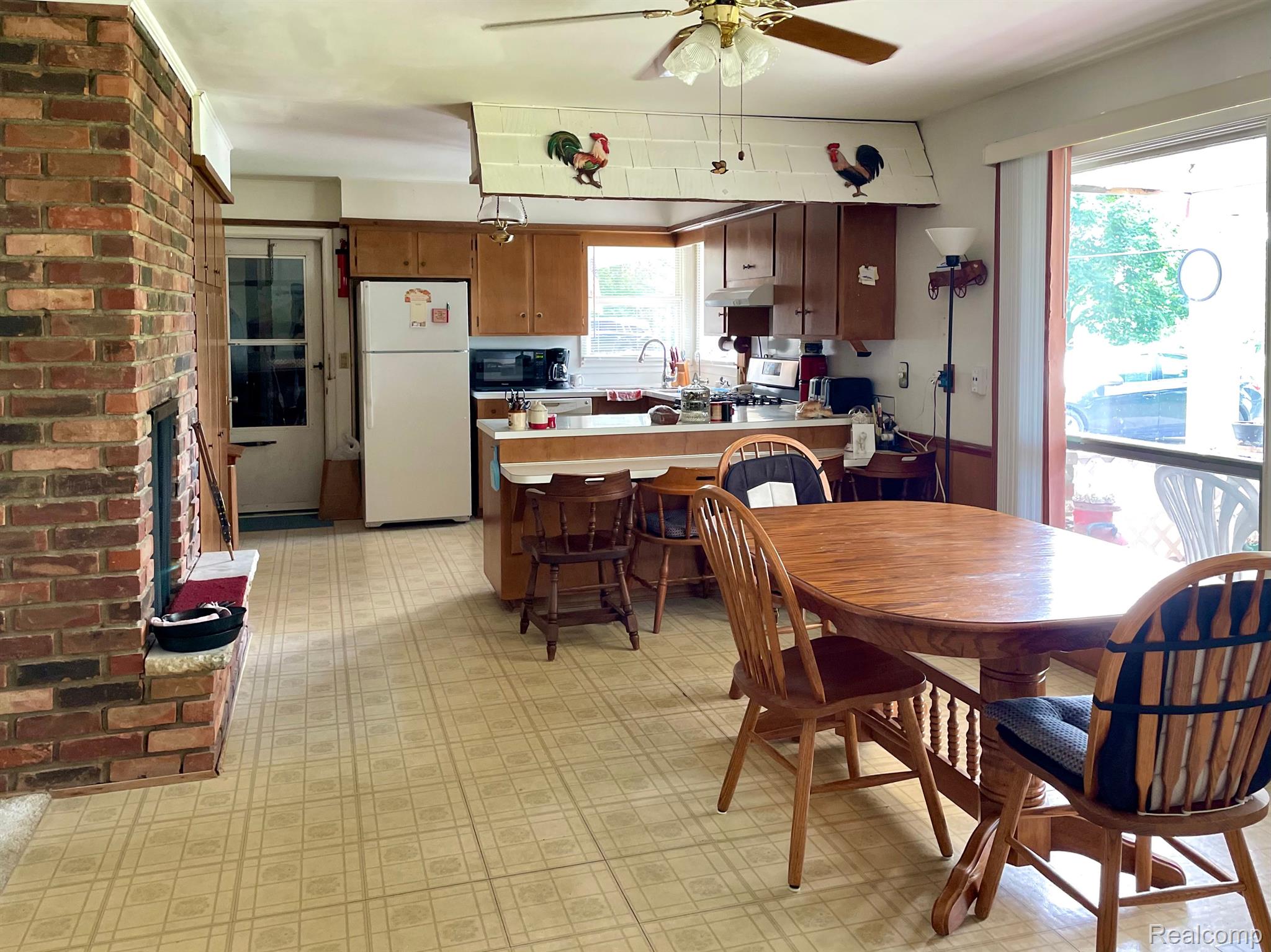 4088 West Carpenter Road Flint, MI 48504 - Photo 3 of 20 Gallery Image 3