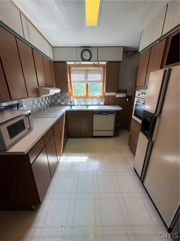 8269 Oswego Road Clay, NY 13090 - Photo 9 of 16