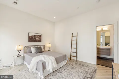 $595,000 | 1214 Queen Street Northeast, Unit 2, Washington, DC 20002