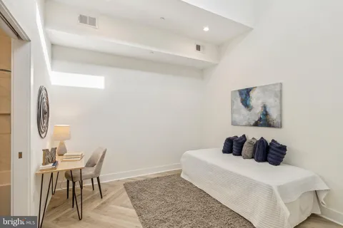 $595,000 | 1214 Queen Street Northeast, Unit 2, Washington, DC 20002