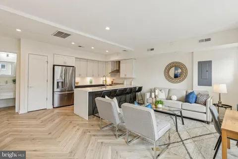 $595,000 | 1214 Queen Street Northeast, Unit 2, Washington, DC 20002