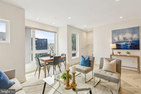 $595,000 | 1214 Queen Street Northeast, Unit 2, Washington, DC 20002